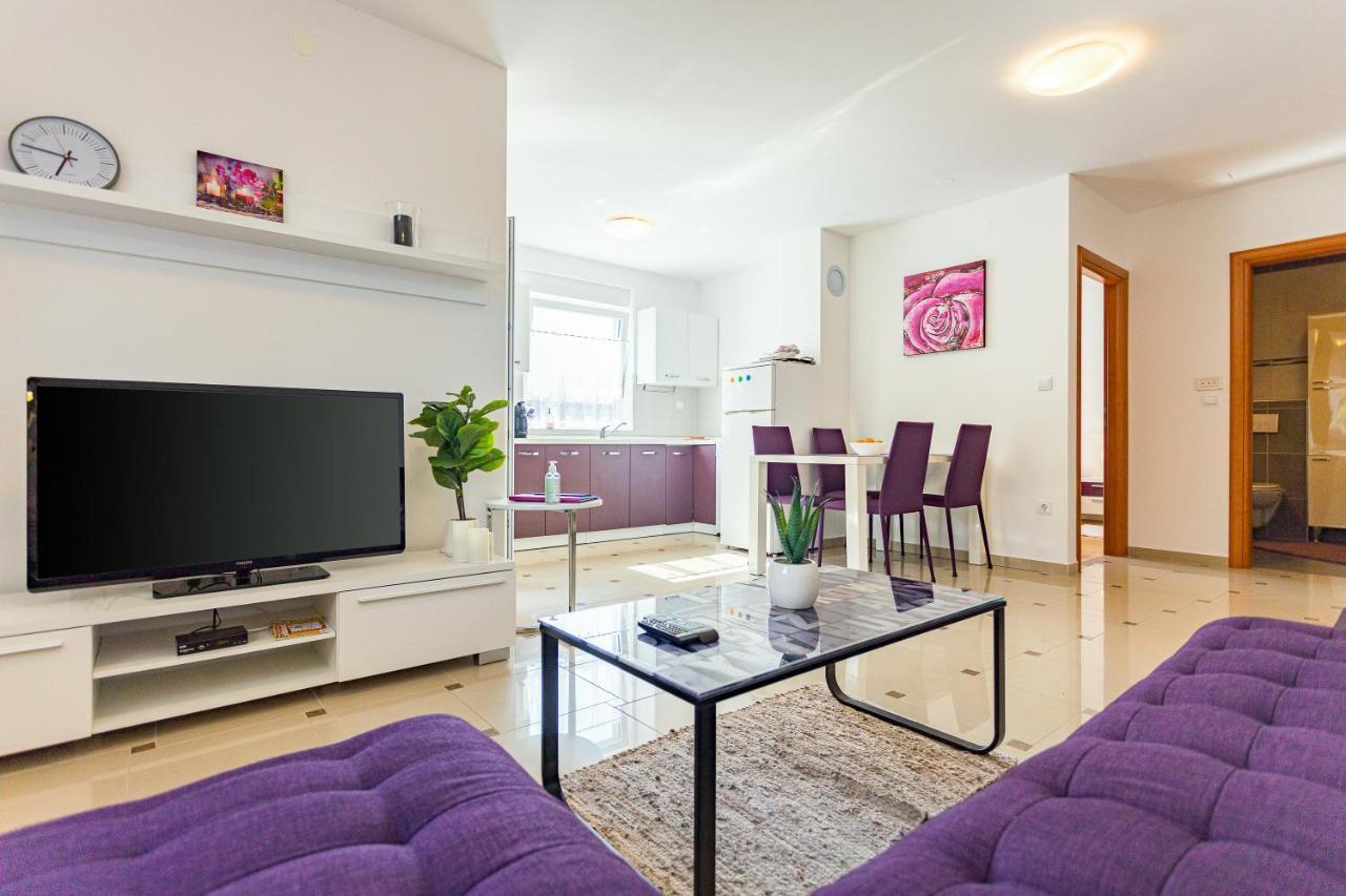 Seaside Apartment Lara บานโจเล ภายนอก รูปภาพ